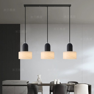 餐厅吊灯2026新款 极简高级感轻奢三头饭厅吧台灯岛台餐桌床头 意式