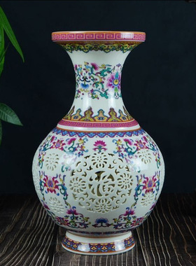 景德镇青花粉彩镂空瓷器家居中式客厅装饰摆件陶瓷雕刻工艺品礼品