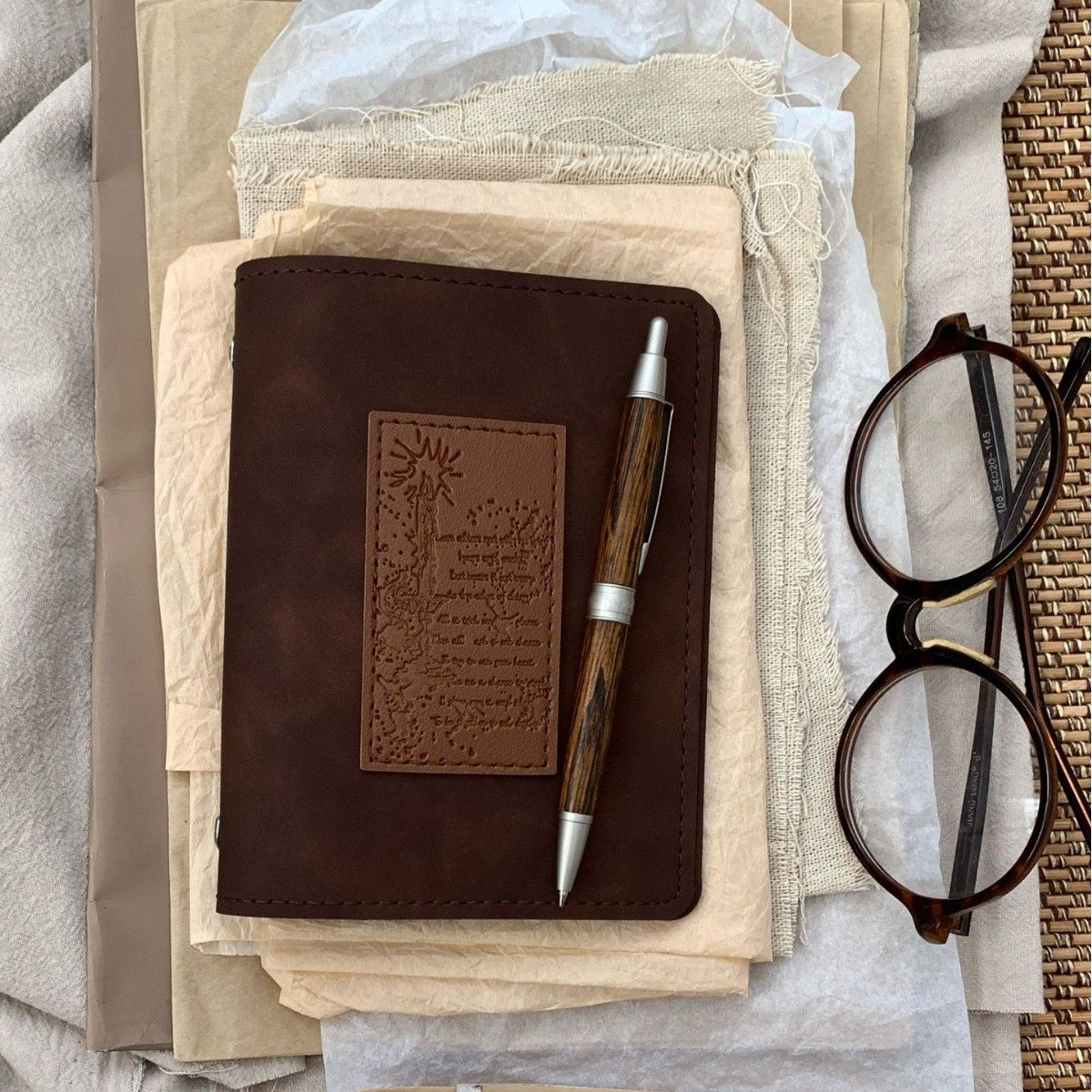 A7复古皮质手账本暖絮烛光超薄便携活页本简约旅行盖章随身日记本,文具电教/文化用品/商务用品,手帐/日程本/计划本,淘宝优惠券,粉丝福利购,淘宝优惠卷