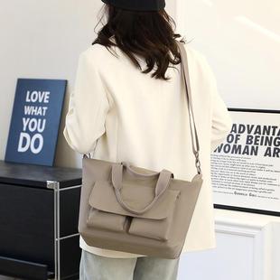 Colorful 轻便手提大容量尼龙斜挎包通勤托特包短途旅行包 Fox新款