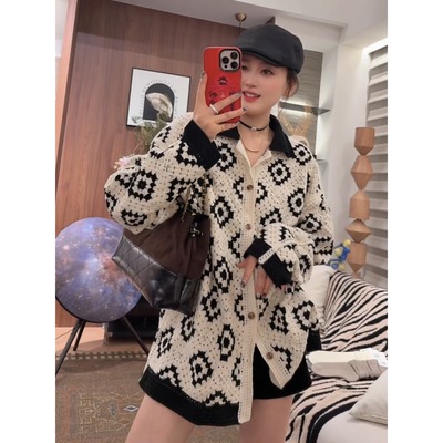 韩系钩花菱格撞色翻领衬衫女2025秋季新款宽松百搭针织开衫外套