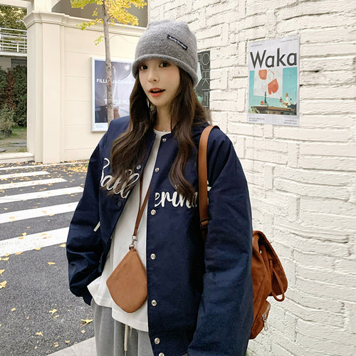 时尚百搭棒球服外套女短外套