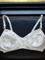 Anti-protruding thin underwear, breathable and healthy, 100% mulberry silk double-sided silk bra, no underwire sleep bra thumbnail 3