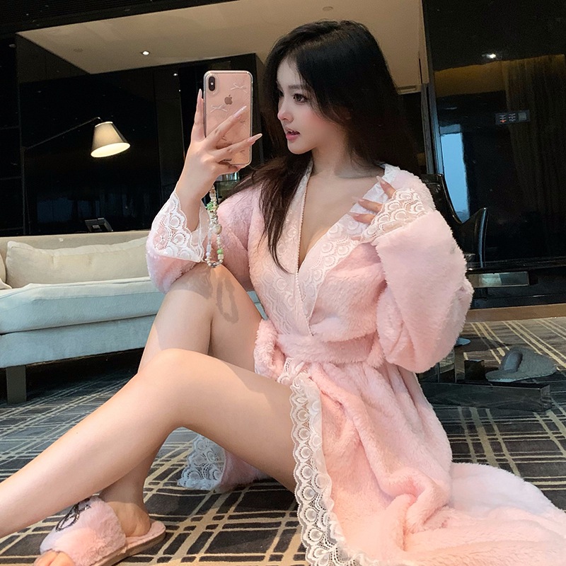 女士睡衣秋冬新款性感蕾丝珊瑚绒长毛绒中长款睡袍家居服今年爆款