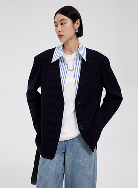 BLANK LABEL甄选条纹色织TR面料 V领方肩挺括暗条纹西装外套女春