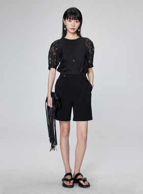 BLANK LABEL 极简高级经典TR面料抗皱斜门襟黑色五分西装短裤女夏