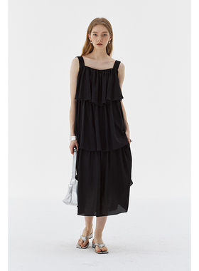 BLANK LABEL极简醋酸混纺V领后背镂空吊带裙女夏季黑色蛋糕连衣裙