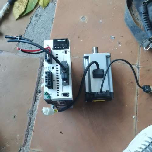 议价A6伺服750W，电机型号MHMF082L5V2M，伺服咨询