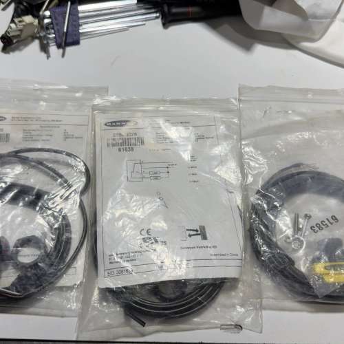 议价邦纳QS18VN6CV15未使用，装有点旧，产咨询