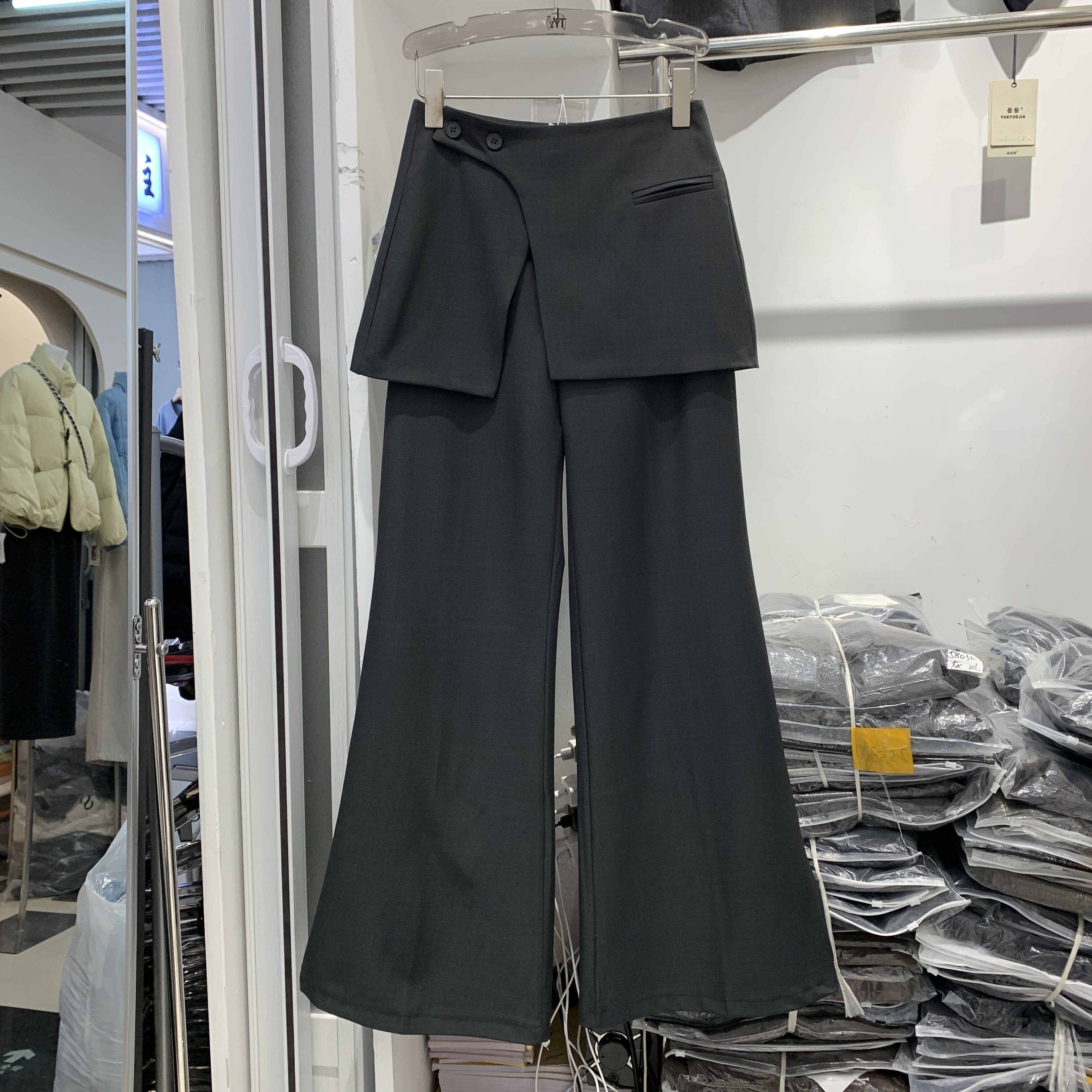 哲熙贝尔26726春韩版设计感屁帘高腰百搭休闲西裤女微喇裤两件套