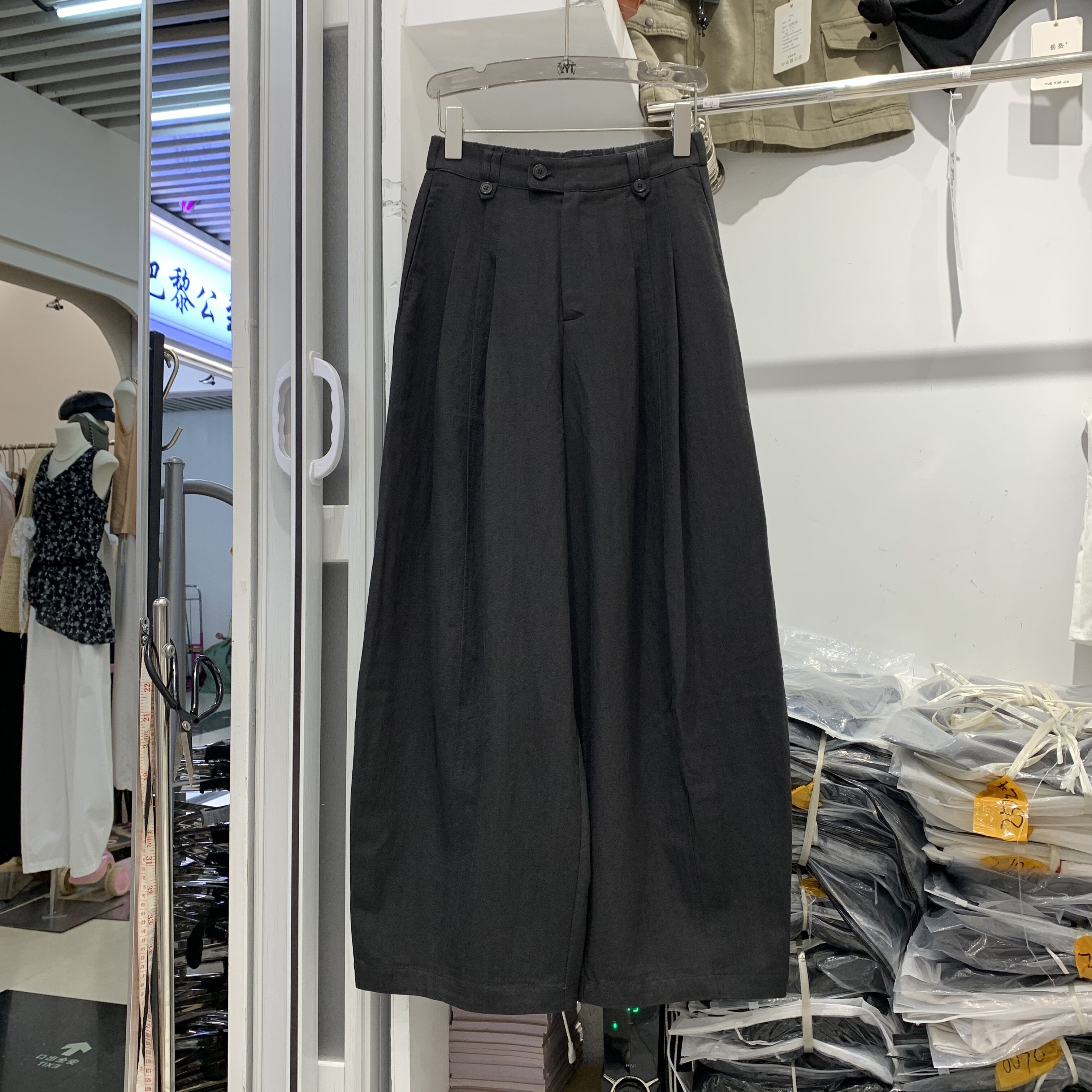 欣怡6059欧货压褶休闲气球裤女2026早秋新款高腰显瘦弯刀阔腿裤潮