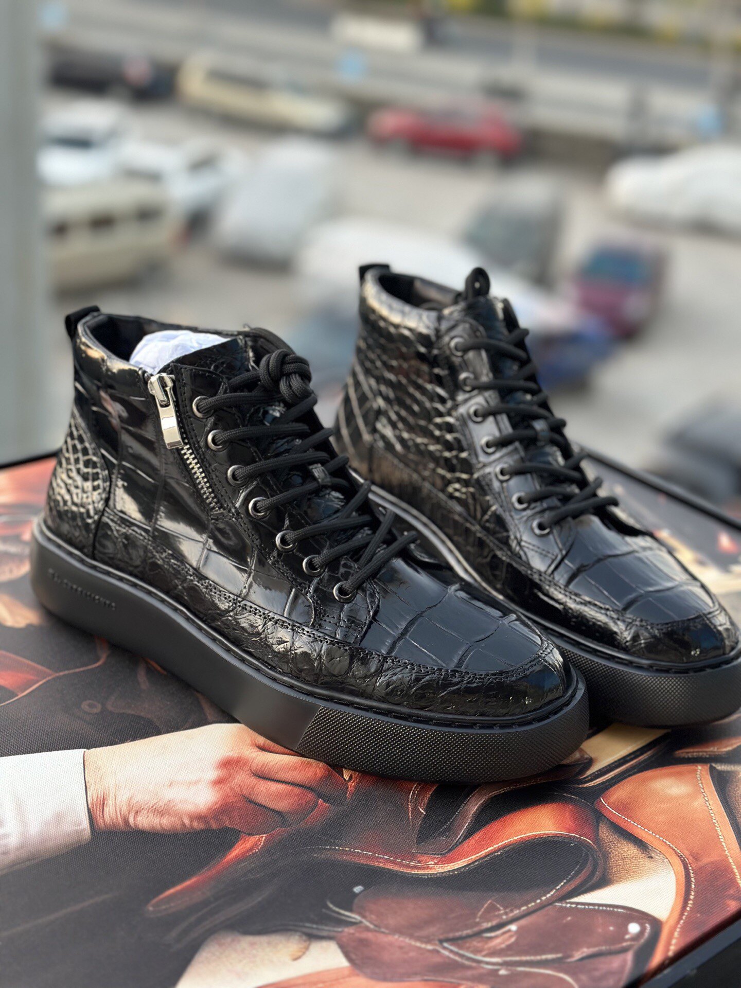 纯进口尼罗鳄鱼皮高帮板鞋腹皮侧拉链短靴男士真皮马丁靴高帮空军