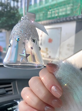 汽车挂件2025新款水晶风铃铛车内饰品挂饰高级后视镜吊坠女生礼物