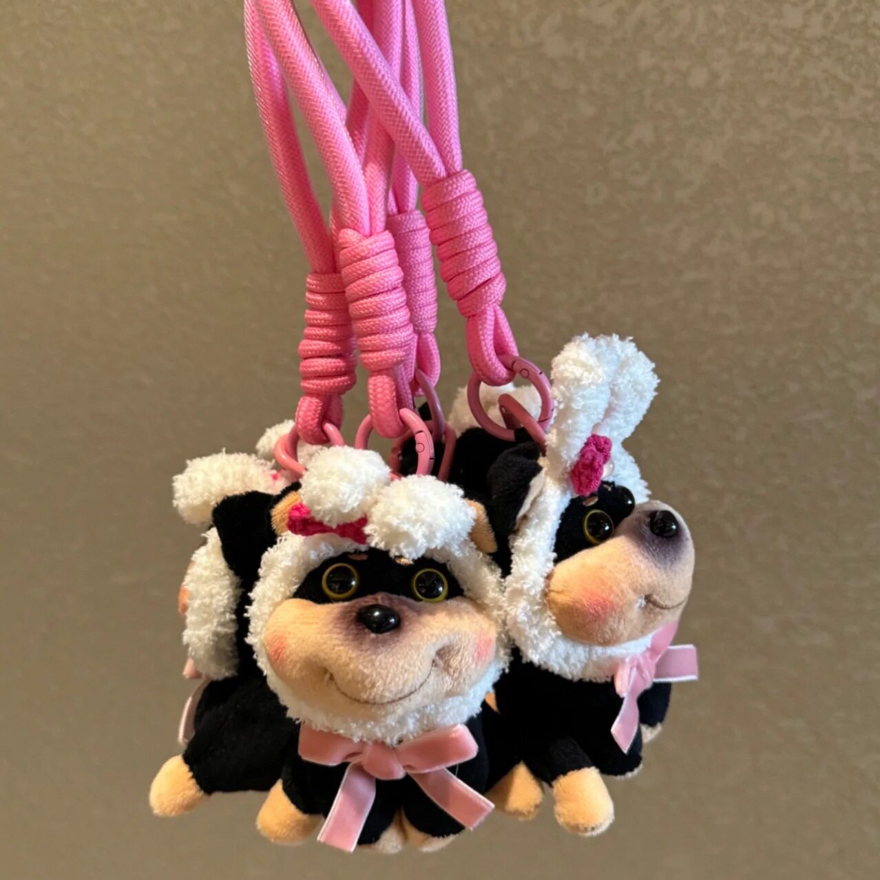 日本蜜蜂小狗小柴犬毛绒