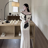 instahot 轻奢宴会长裙 流行风格 喇叭袖 露肩小心机白色连衣裙秋季