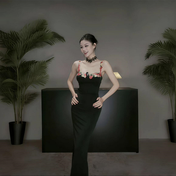 纯欲风花朵吊带辣妹连衣裙
