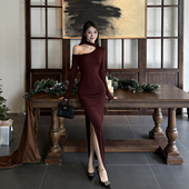 新款 instahot 酒红色性感包臀连衣裙女2025秋季 轻奢宴会内搭长裙