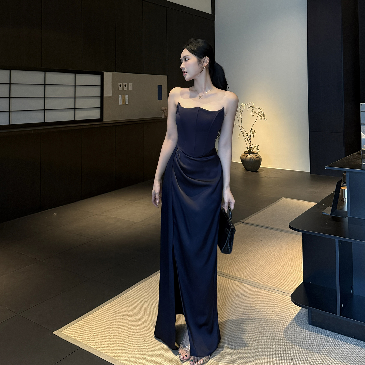 御姐高级感抹胸礼服裙女