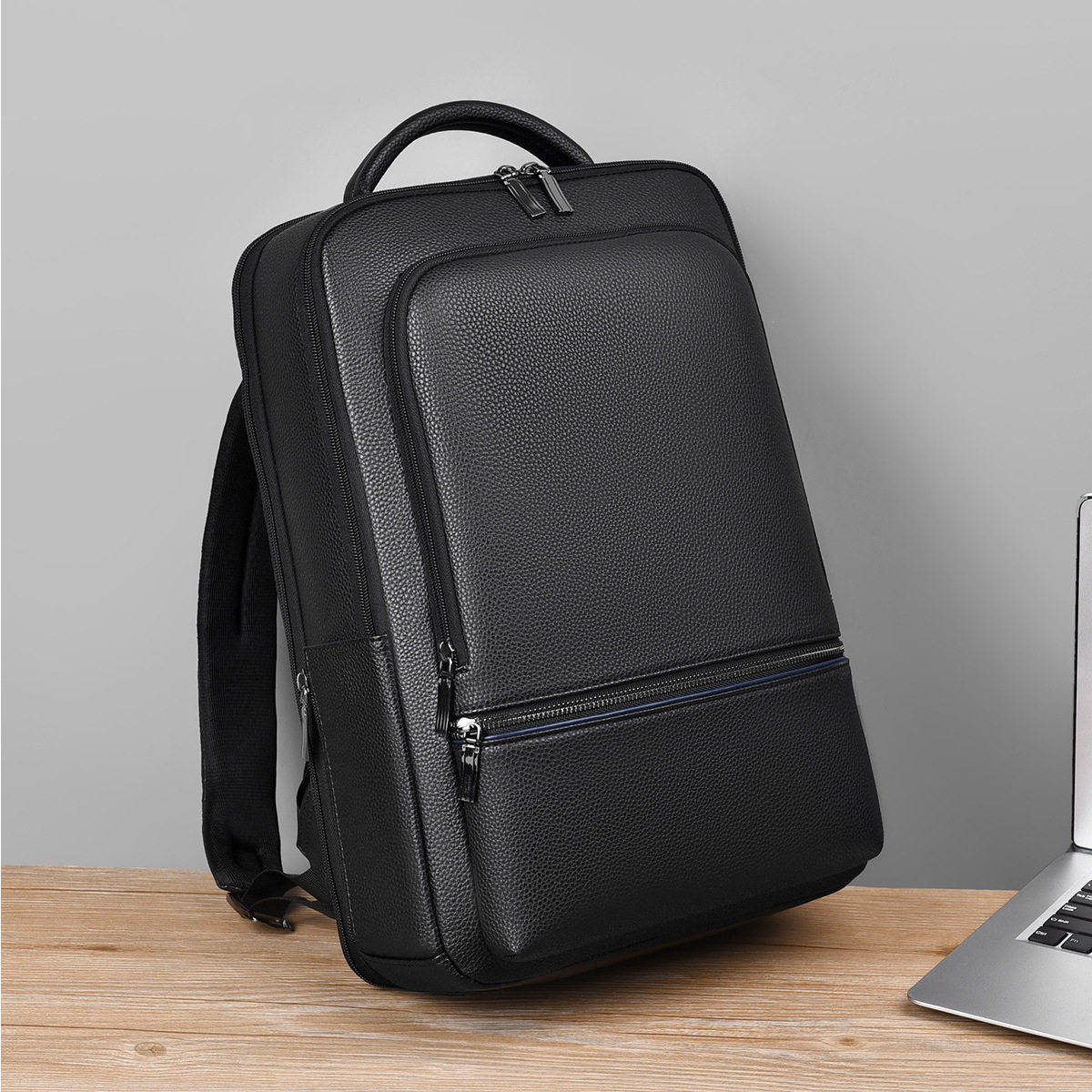 仅亏一天真皮皮质男士双肩包通勤电脑包休闲旅行包潮流时尚背包商