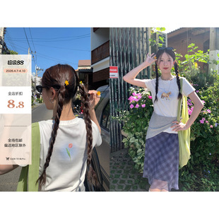 CCKOK骏马郁金香印花正肩修身 2026夏季 新款 小众设计白色T恤女 短袖