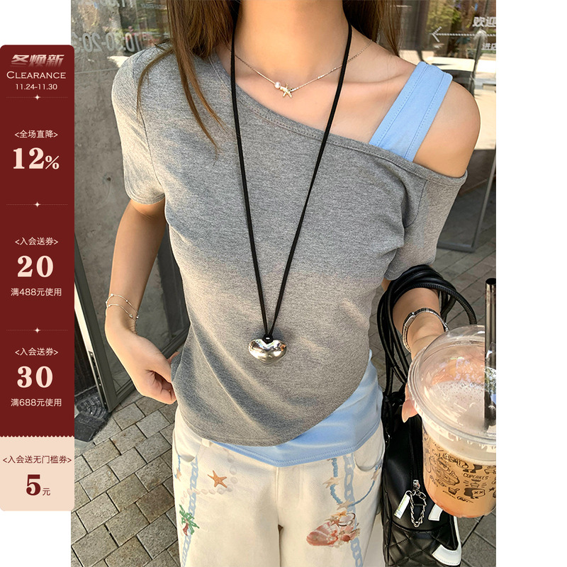 【现货】CCKOK 拼色假两件斜肩修身T恤夏季气质休闲露肩短袖女