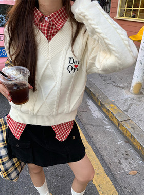 【现货】CCKOK V领菱形麻花毛衣秋季字母爱心设计针织套头上衣女