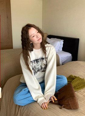 CCKOK 冬季韩系通勤穿搭 保暖 百搭 斑驳城市印花圆领加绒卫衣女