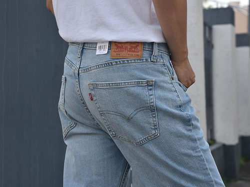 直筒男士微弹低腰宽松舒适牛仔裤