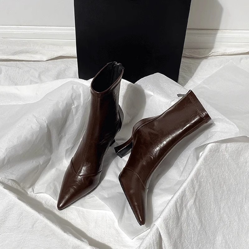 银泰百货尖头短靴女高跟瘦瘦靴