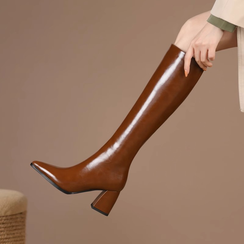 银泰百货高跟长靴女尖头瘦瘦靴