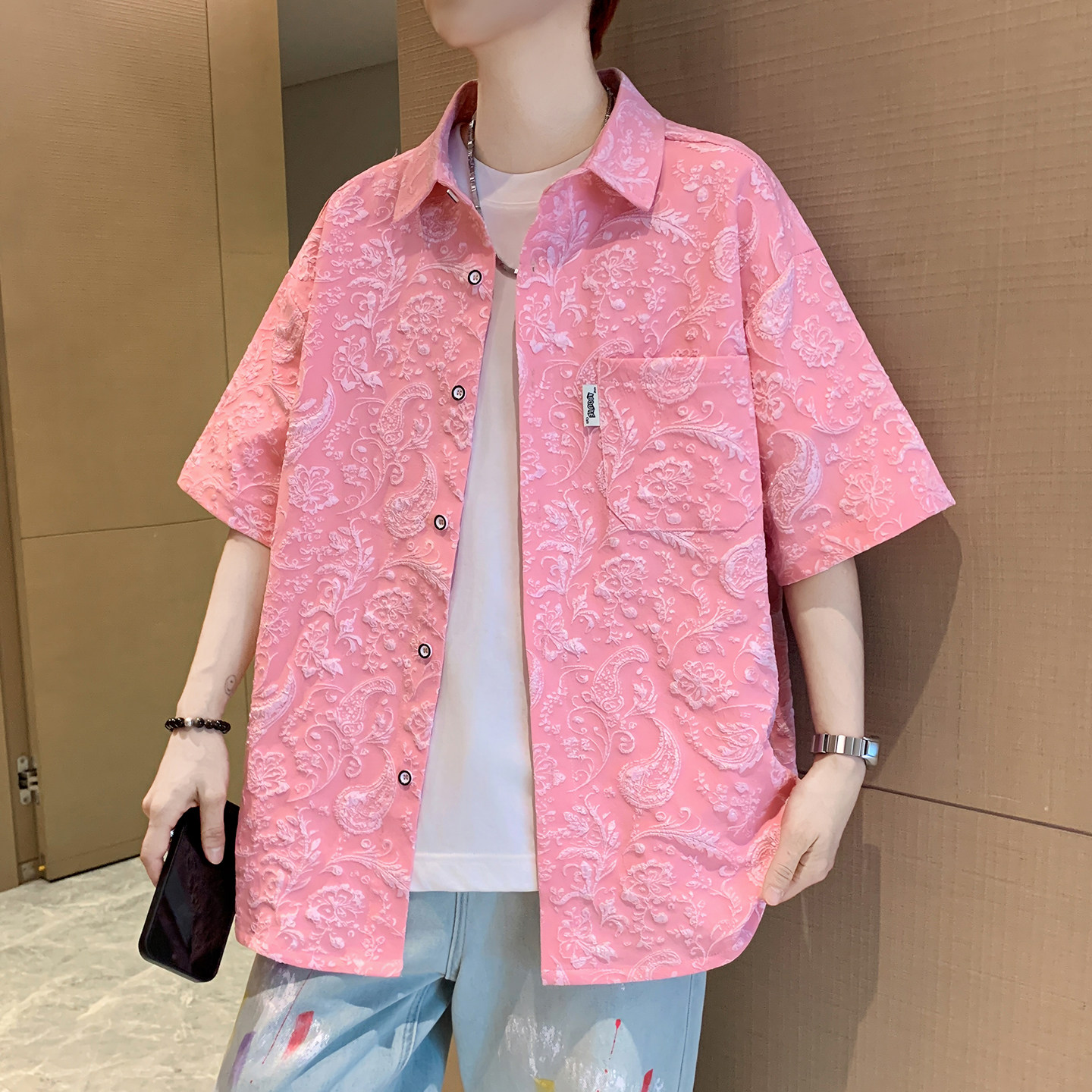 粉色短袖衬衫男个性提花衬衣服青少年学生2026夏季宽松透气半袖装