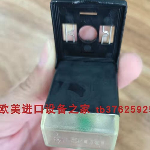 LVTZELZ-V8-0897N700897插头