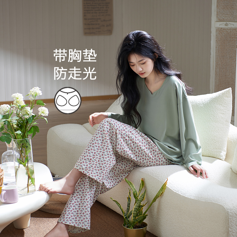 思莉太太女莫代尔带胸垫睡衣