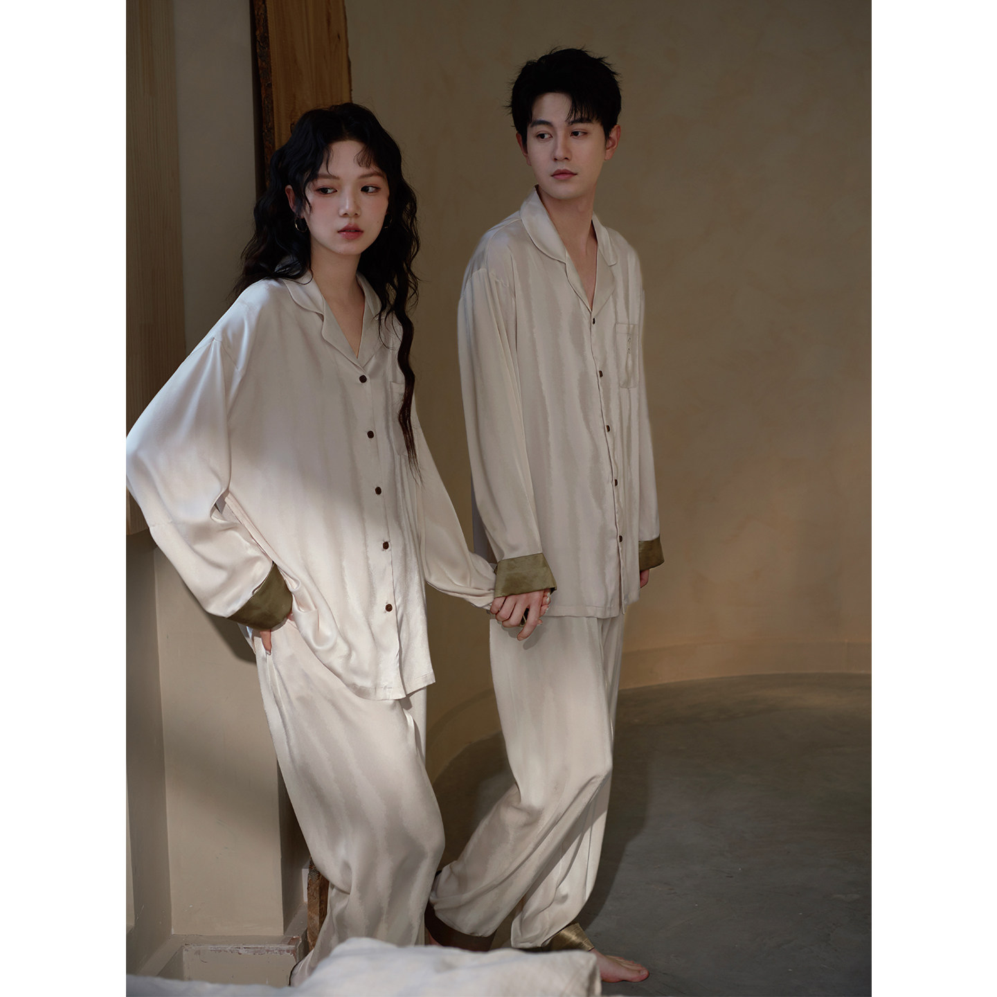 思莉太太情侣睡衣女款冰丝春秋四季长袖新中式国风男士薄款家居服