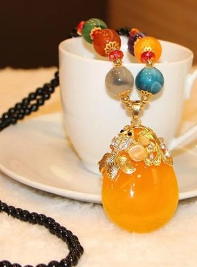 蜜蜡金鱼水滴吊坠彩色串珠项链女