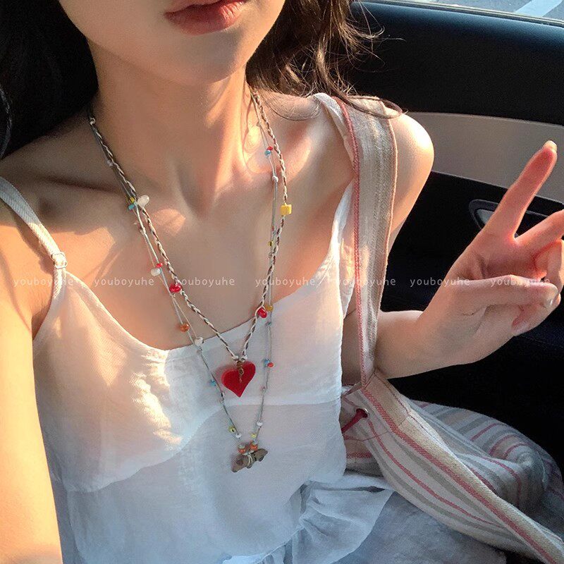 卡通可爱桃心串珠吊坠项链女多巴胺彩色长款可调节卫衣链百搭配饰