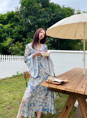 【5折清仓】雏菊印花连衣裙女绑带V领收腰显瘦长袖不规则茶歇裙