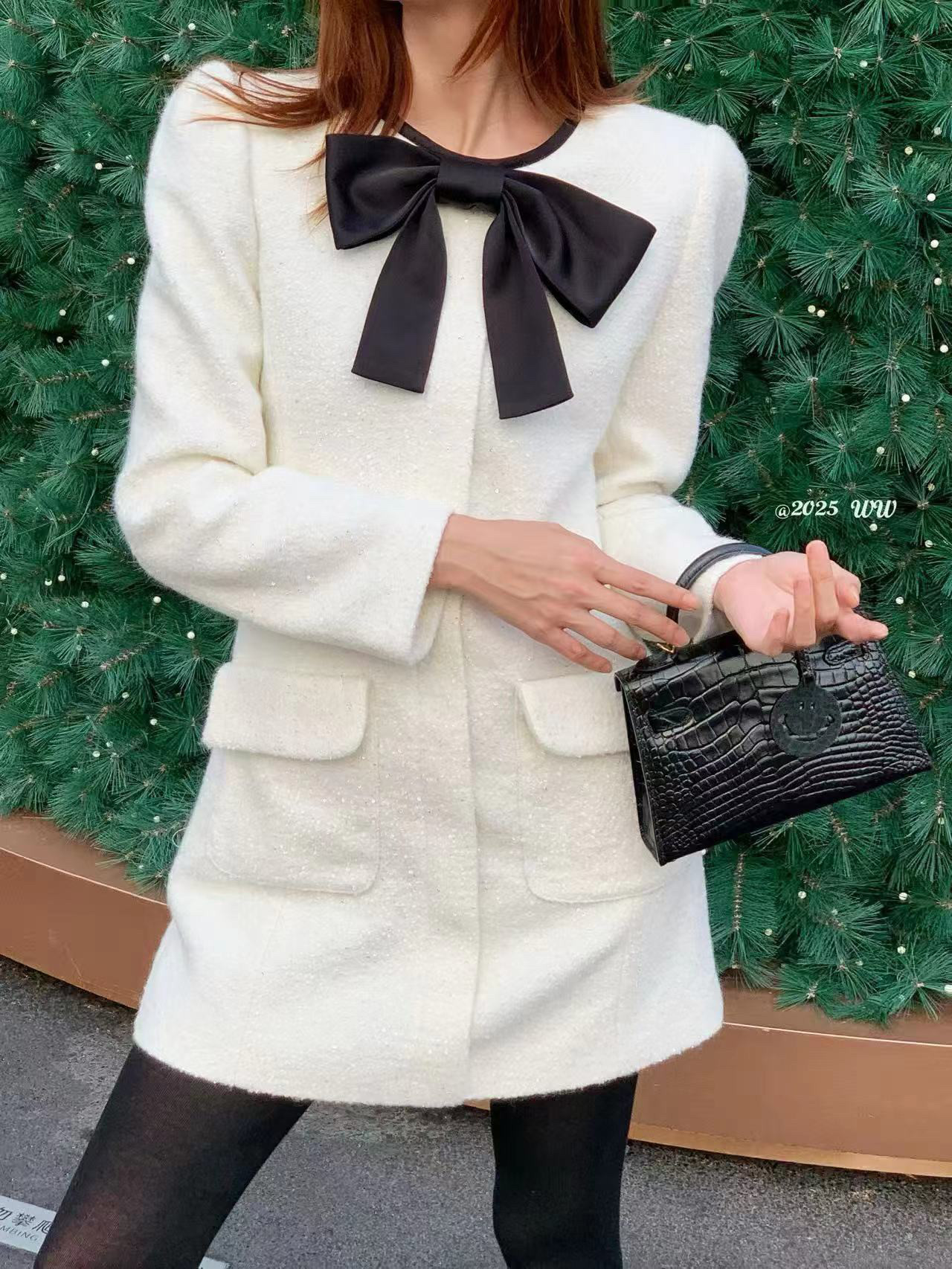 欧洲站26新年款V+.COM设计师款法式甜美大蝴蝶结显瘦小香风连衣裙