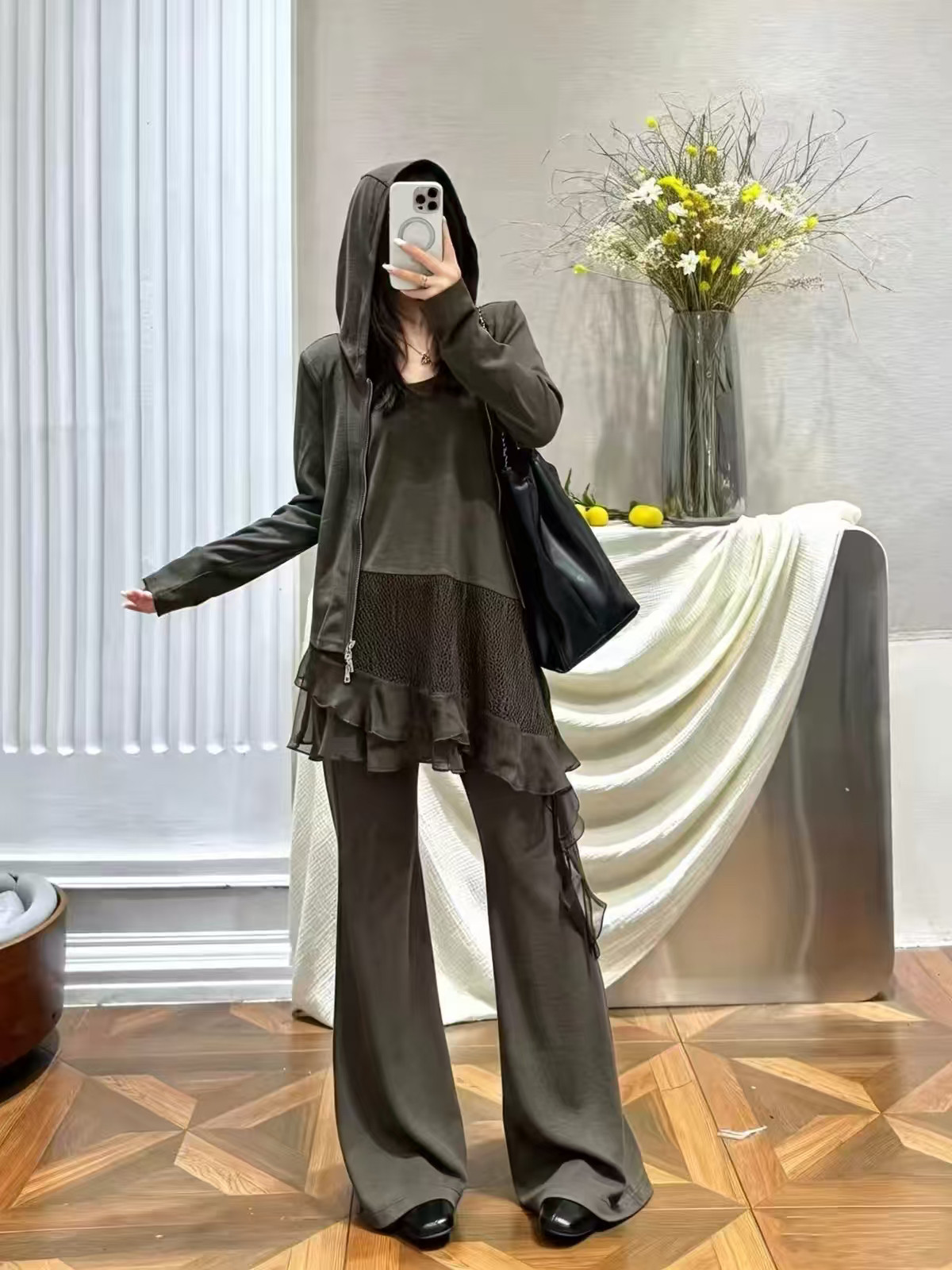 欧货26秋季DT.dong新不规则蕾丝拼接飘带背心连帽外套三件套装女