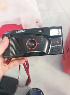 塑料傻瓜相机selby