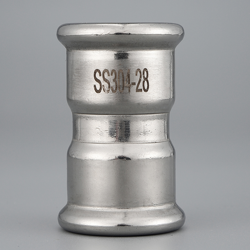 单卡压管件等径直接304薄壁不锈钢水管挤压接头双卡式欧标德标316