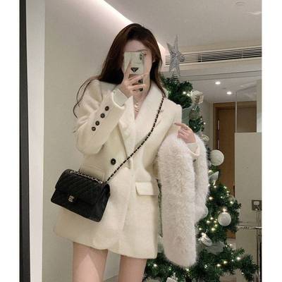 圣诞新年白色呢子大衣女韩系夹棉加厚毛呢西装外套设计感小个子冬