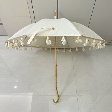 日系高颜值复古小清新白色蕾丝棉布双层遮阳伞玉兰花吊坠金色手柄