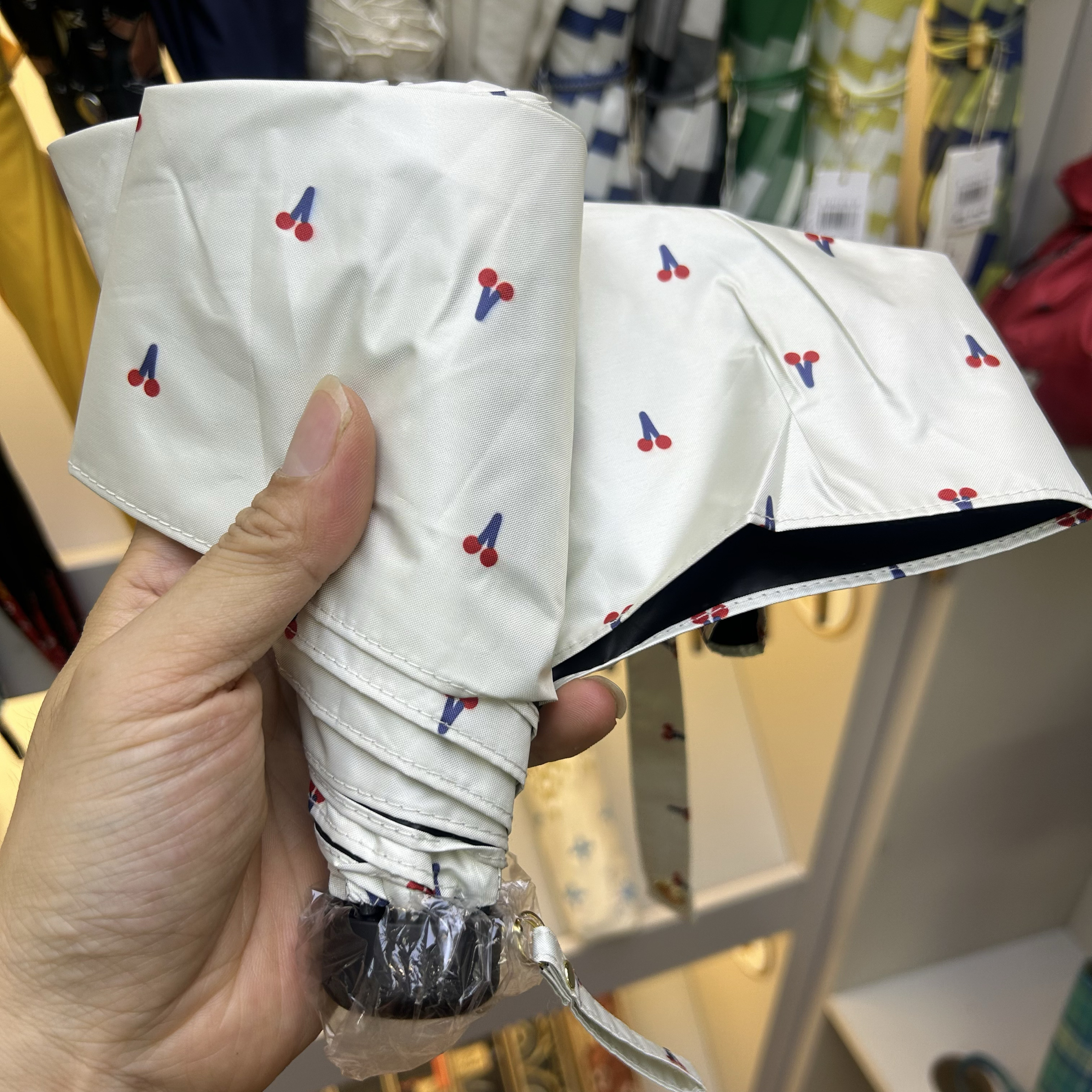高颜值日系复古黑胶迷你五折太阳伞晴雨两用女便携口袋防晒遮阳伞