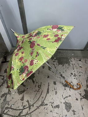 日单高端宝塔伞竹节小清新绿色红花洋伞复古太阳伞手动伸缩长柄伞