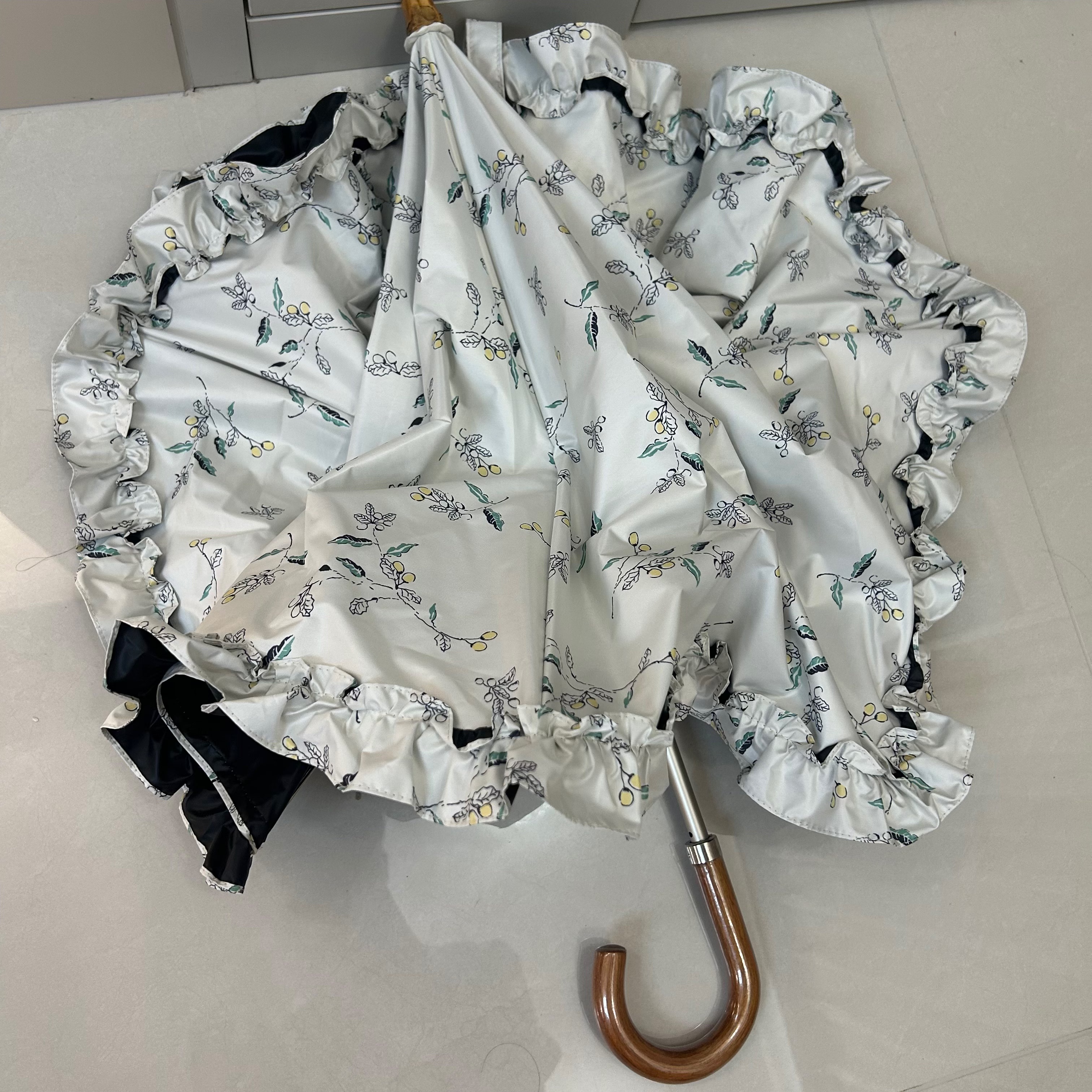 新款法式复古花边二折伞女晴雨两用防晒防紫外线遮阳伞可爱公主风