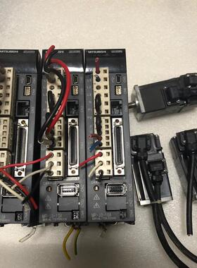议价 伺服套装mr-j3-10a配电机hf-kp13,原装拆机