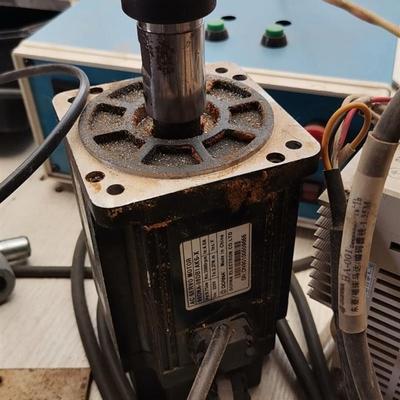 议价 伺服  电机  750瓦  带驱动器 带控制器 带电源一套出