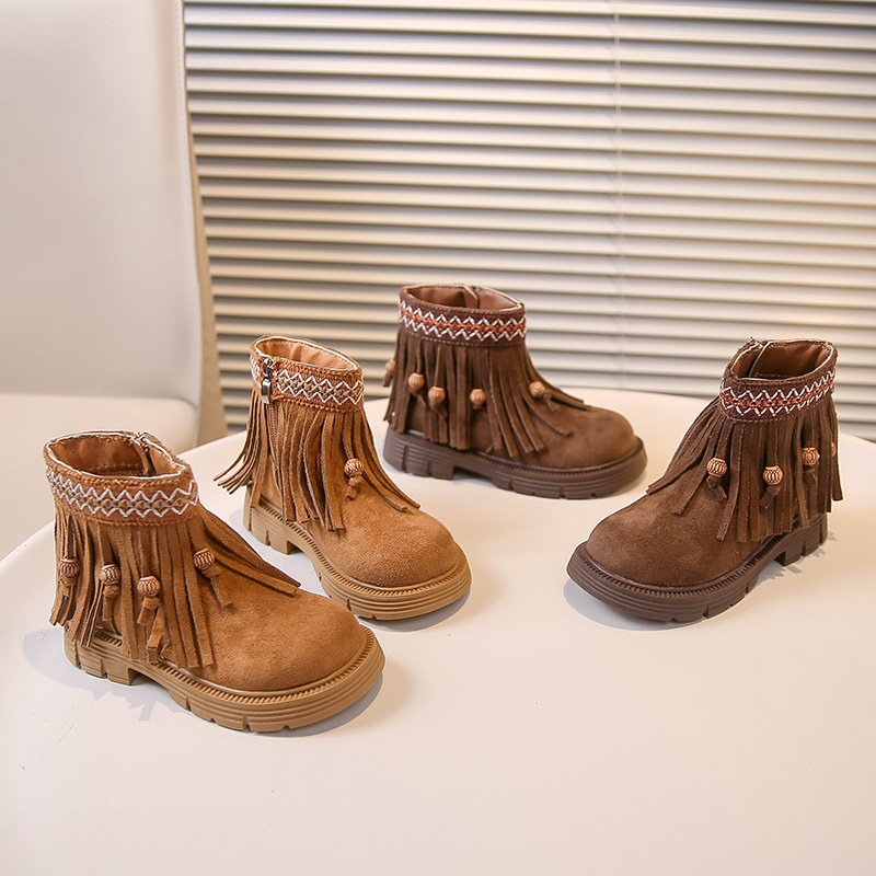 儿童流苏民族风加绒皮靴2025新款