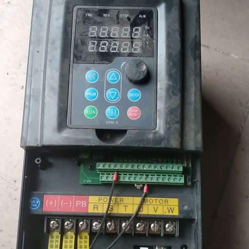 INVERTER变频器，AC380V    11KW   拆